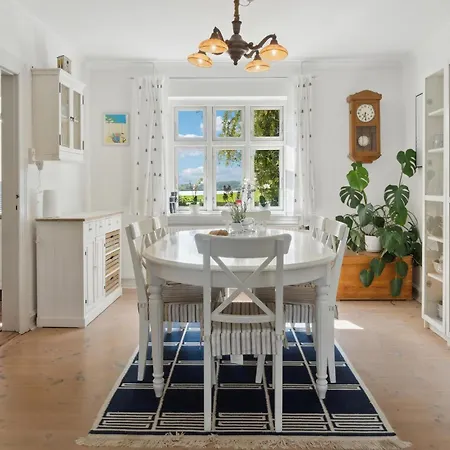 2 Bedroom Stunning In Prázdninový dům