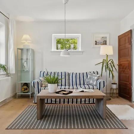 Vakantiehuis 2 Bedroom Stunning In