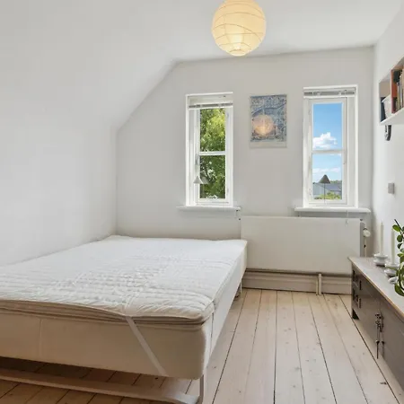 2 Bedroom Stunning In * Nordenbro Vesteregn